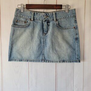 BKE Harbor Denim Y2K Mini Jean Skirt, Women’s Sz 27 Skirt, Light Wash